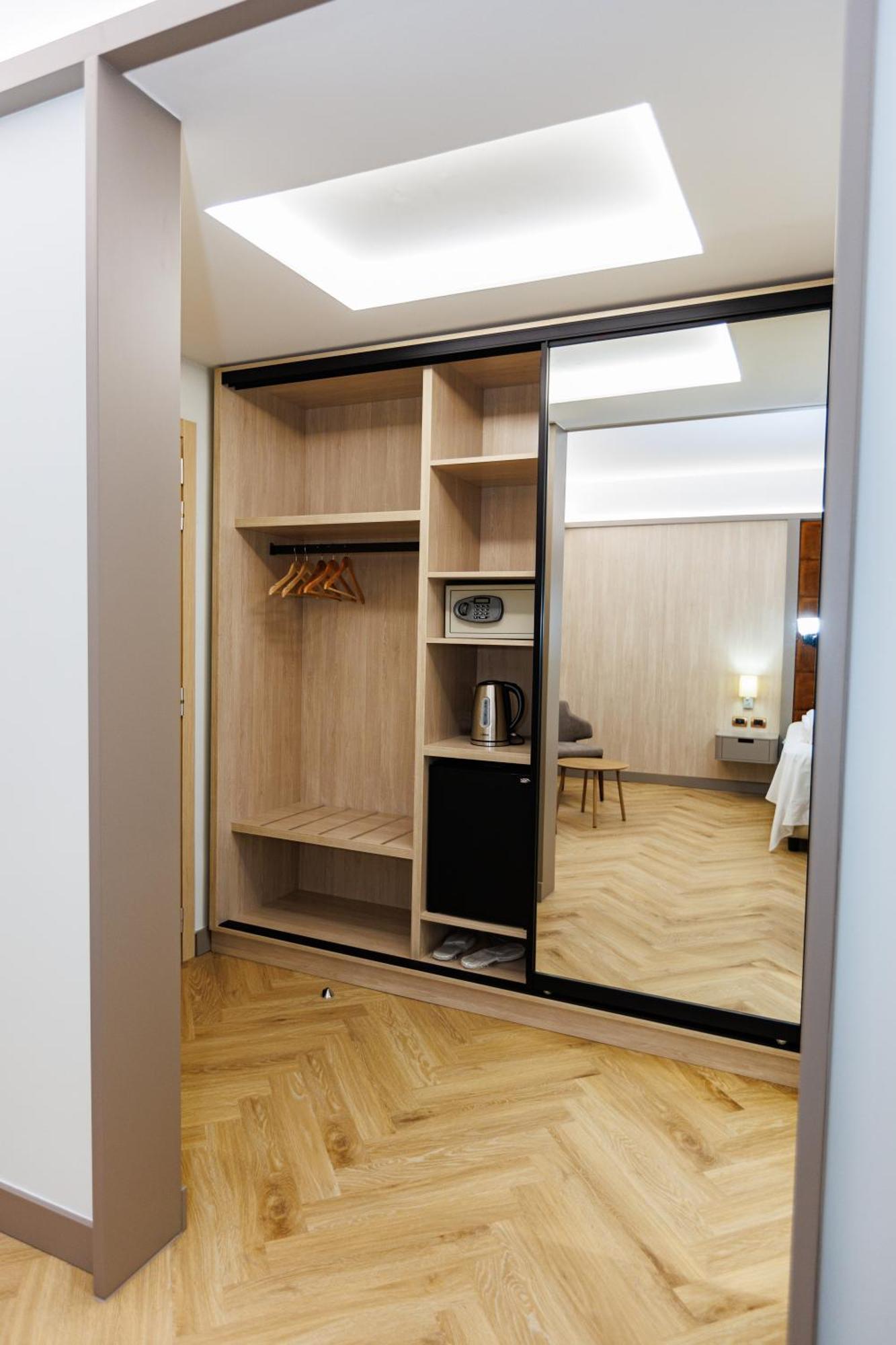 Hotel Fieri Extérieur photo