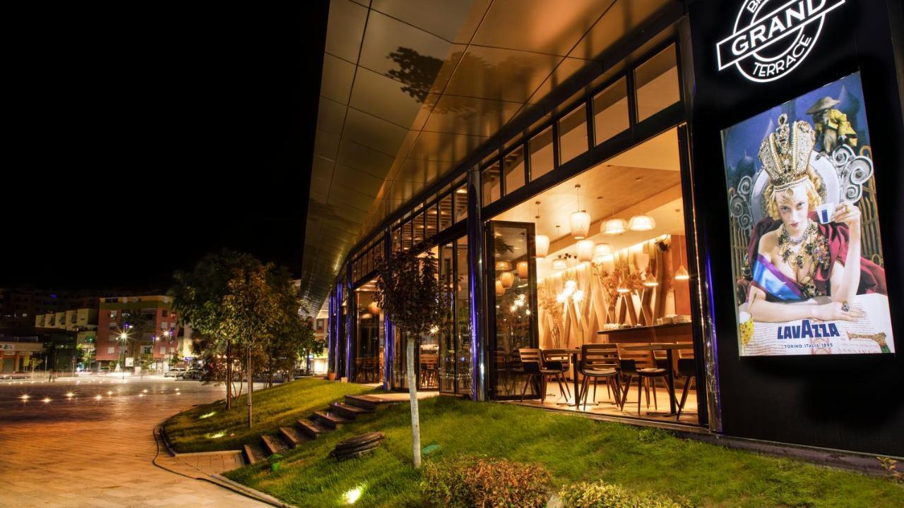 Hotel Fieri Extérieur photo